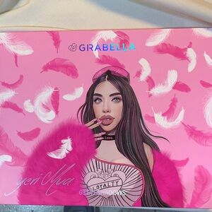 Grabella Yeri Mua 63 Eyeshadows Palette - P214